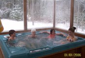 01-01 - Ladies, hot tub and snow