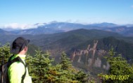 Bruce peers at Mt Washington from Signal Ridge