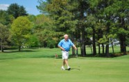 Pete sharpens up his putting skills