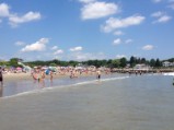 Wallis Sands spill over the breakwater into Rye Beach