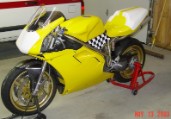 Gil's Race Ready Ducati 853